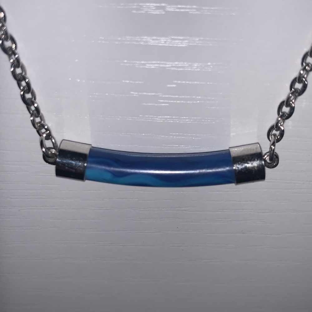SARAH COVENTRY Arc Necklace - Picture 6 of 7